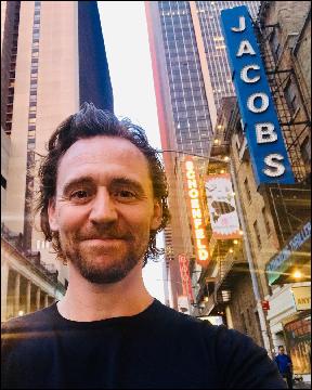 tom-hiddleston013 (1080x1350, 301 kБ...)