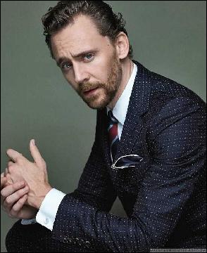 tom-hiddleston029 (550x674, 72 kБ...)