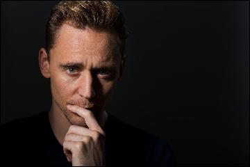 tom-hiddleston120 (2048x1365, 174 kБ...)