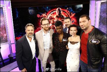 tom-hiddleston143 (2560x1707, 664 kБ...)