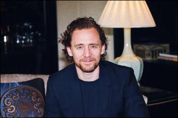 tom-hiddleston168 (1620x1080, 226 kБ...)