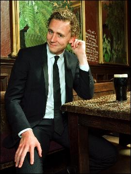 tom-hiddleston171 (1620x2160, 597 kБ...)